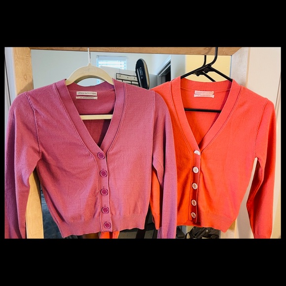 Cardigans - Picture 2 of 3